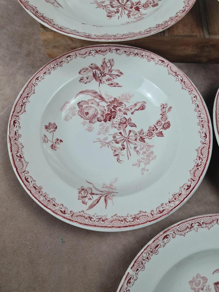 Lot de 7 assiettes creuses Sarreguemines “fontanges”