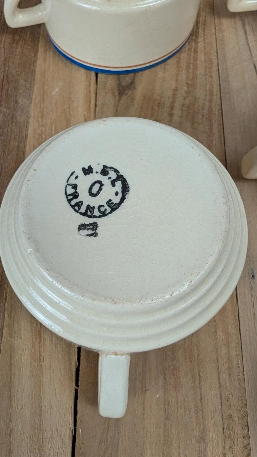 Lot de 7 tasses anciennes Moulin des Loups – Liserés bleu et ocre, charme rétro