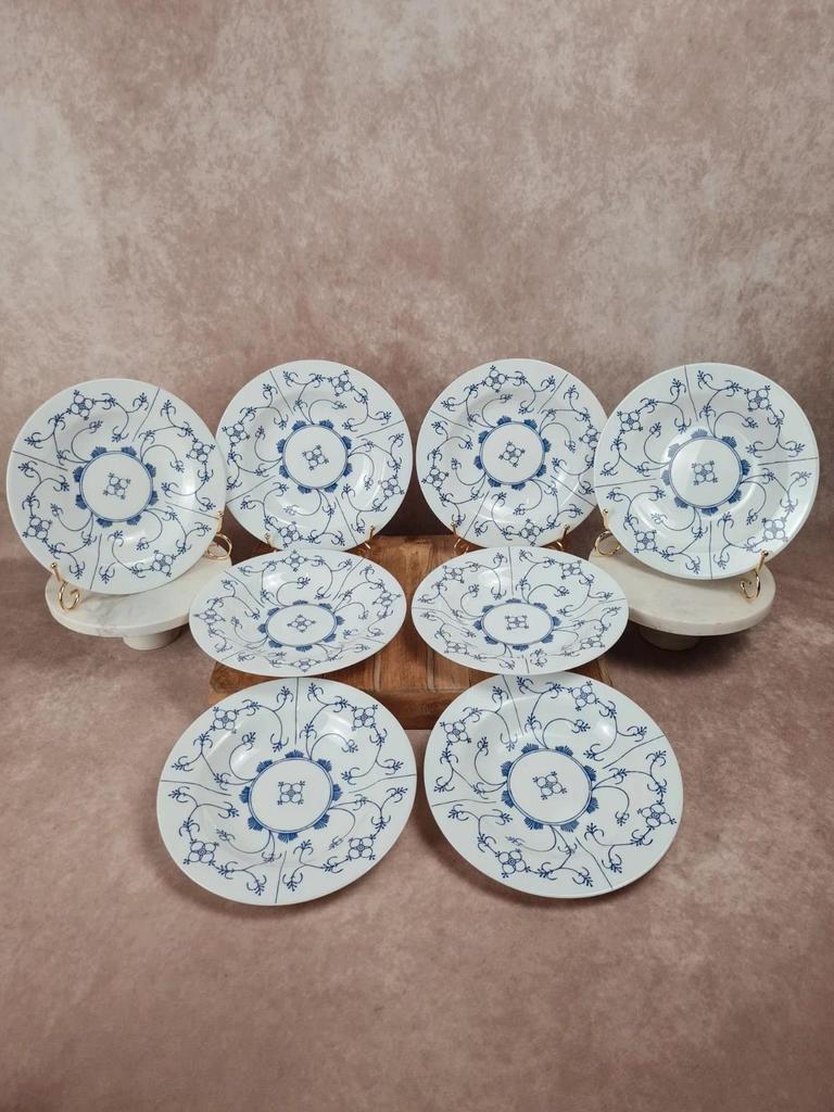 Lot de 8 assiettes creuses Arcopal modèle “régence”