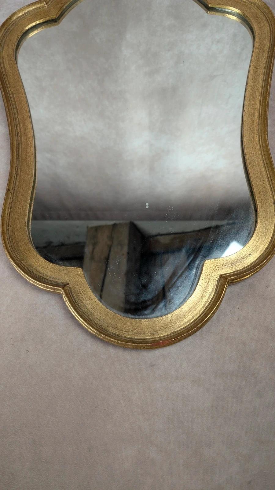 Miroir vintage doré à la feuille – cadre bois doré patiné