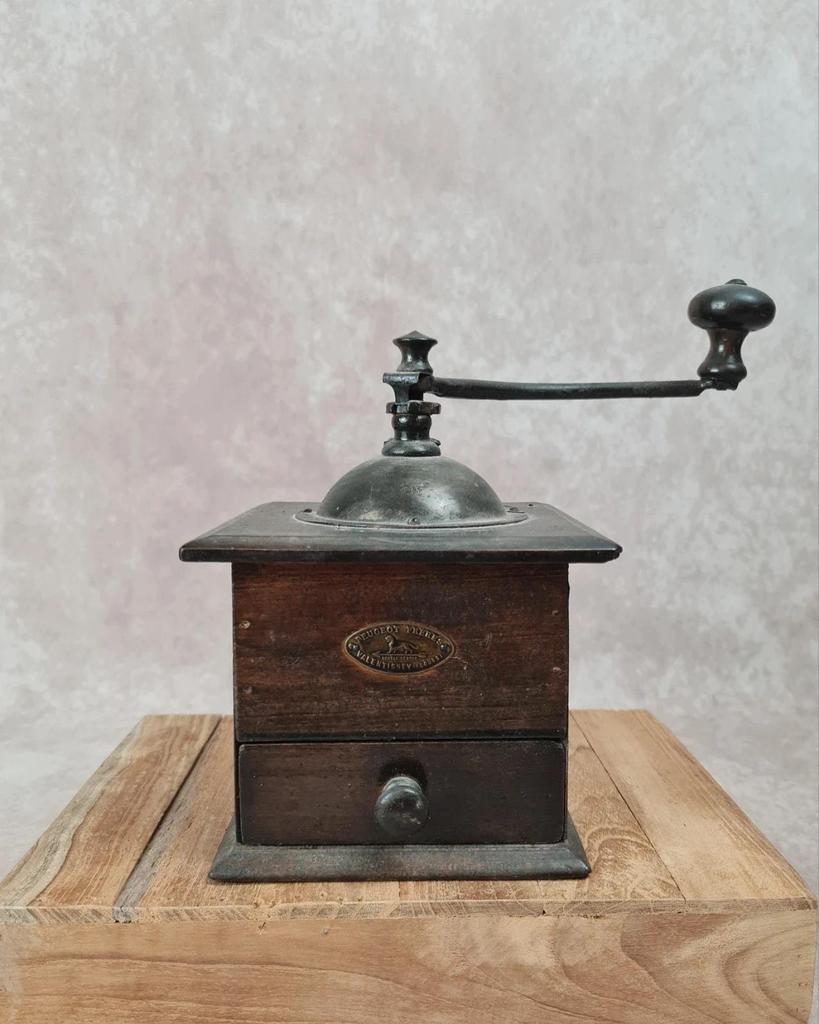 Moulin à café ancien Peugeot Frères en bois et métal 🫘