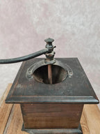 Moulin à café ancien Peugeot Frères en bois et métal 🫘