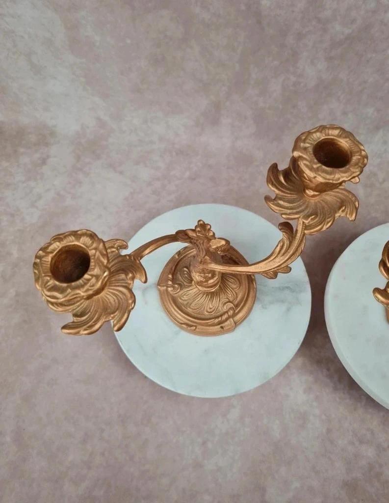 Paire de bougeoirs anciens dorés – style Louis Xv / Rocaille