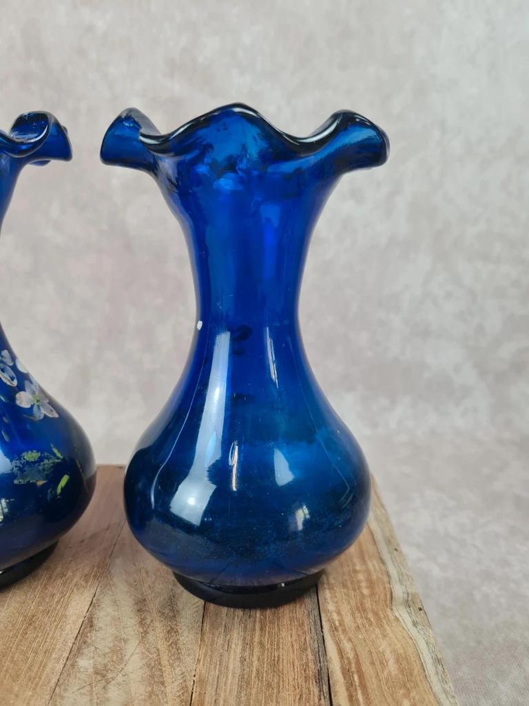 🌸 Paire de vases anciens bleu cobalt décor floral main