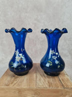 🌸 Paire de vases anciens bleu cobalt décor floral main