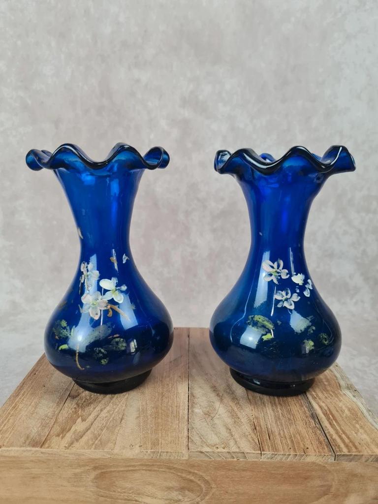 🌸 Paire de vases anciens bleu cobalt décor floral main