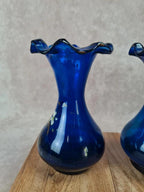 🌸 Paire de vases anciens bleu cobalt décor floral main