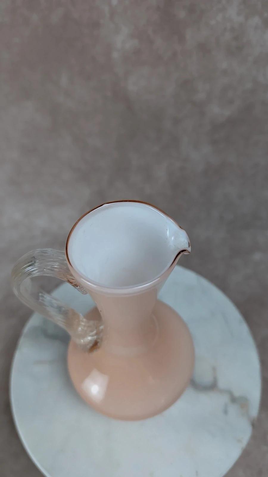 Petit pichet vintage en opaline rose 🌷