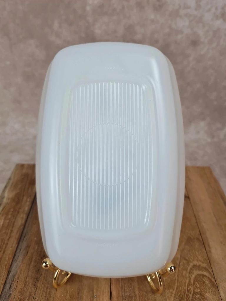 Petit plat vintage Arcopal marguerites – opaline blanche