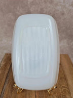 Petit plat vintage Arcopal marguerites – opaline blanche