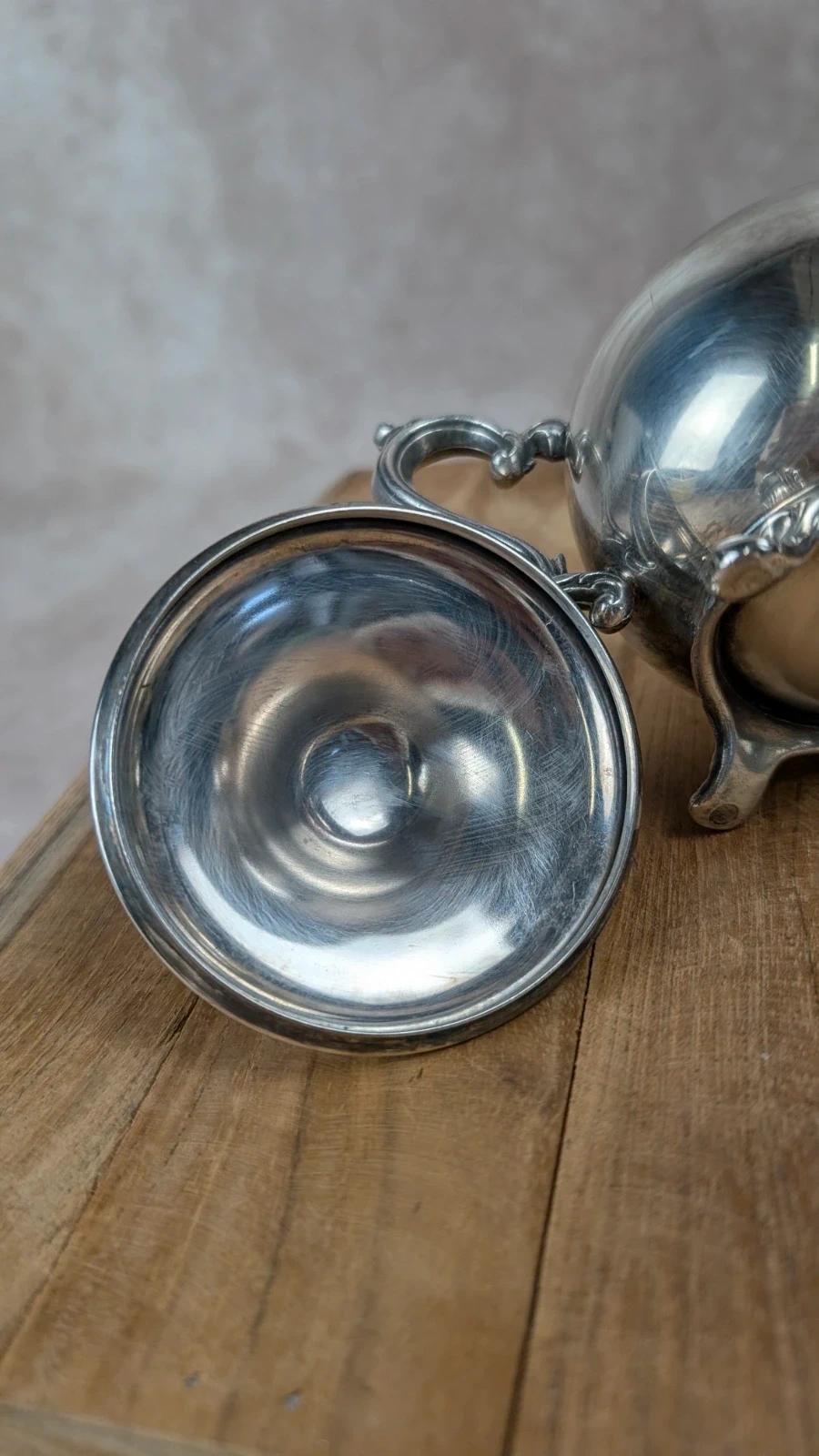 Petit pot à lait & sucrier en métal argenté