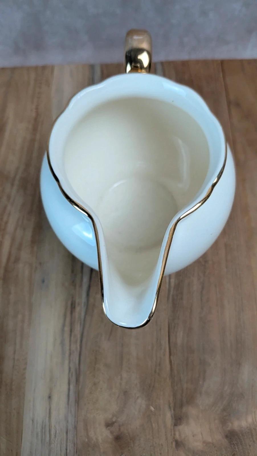 Petit pot à lait Villeroy & Boch liseré doré – vintage