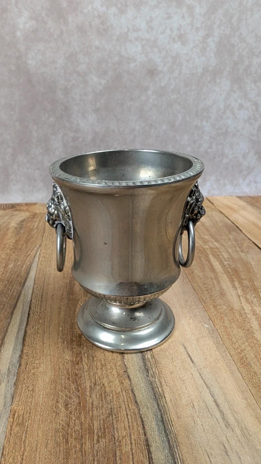 Petit seau miniature en métal argenté