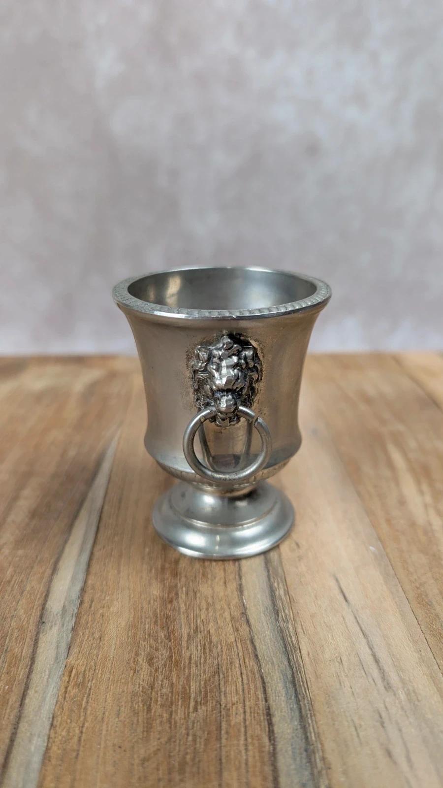 Petit seau miniature en métal argenté