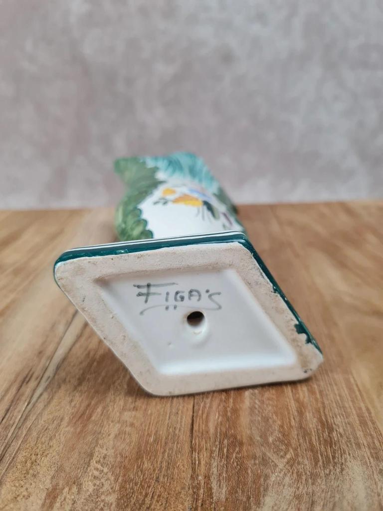 🌿 Petit vase en faïence signé Figas – décor fleuri main 🌸