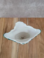 🌿 Petit vase en faïence signé Figas – décor fleuri main 🌸