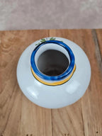 Petit vase en faïence signé La Renoleau – Angoulême 1968 🌼