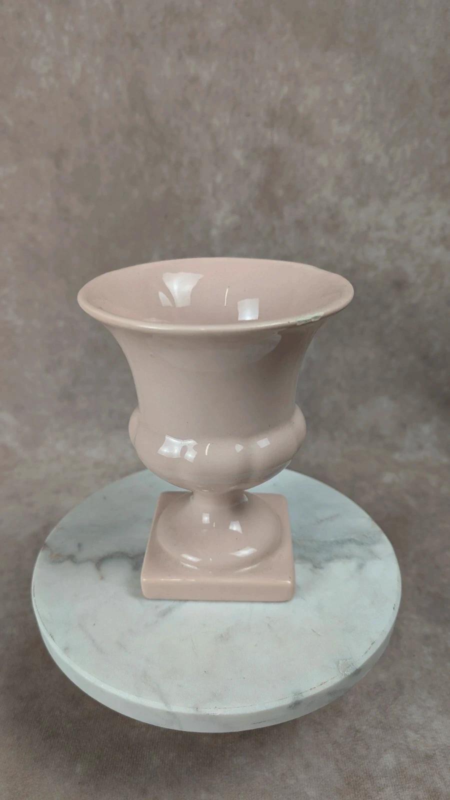 Petit vase Médicis ancien rose poudré