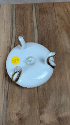 Petite boîte tripode en porcelaine de Limoges