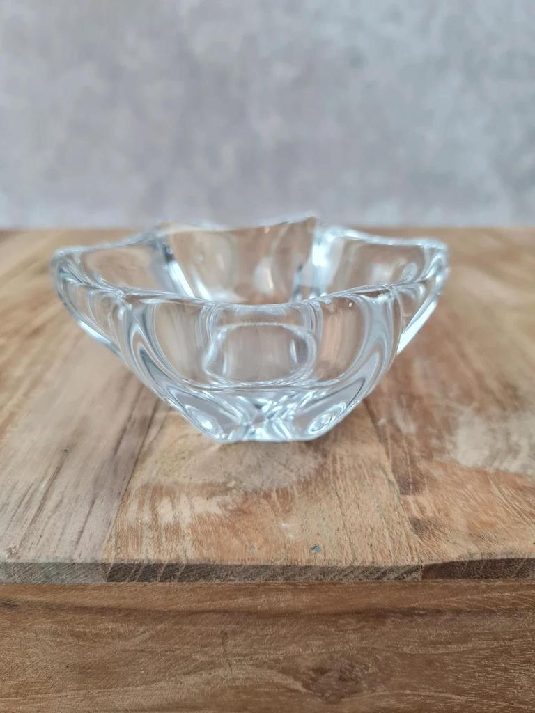 💎 Petite coupelle en cristal signée Daum France – gravée A.p