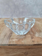 💎 Petite coupelle en cristal signée Daum France – gravée A.p