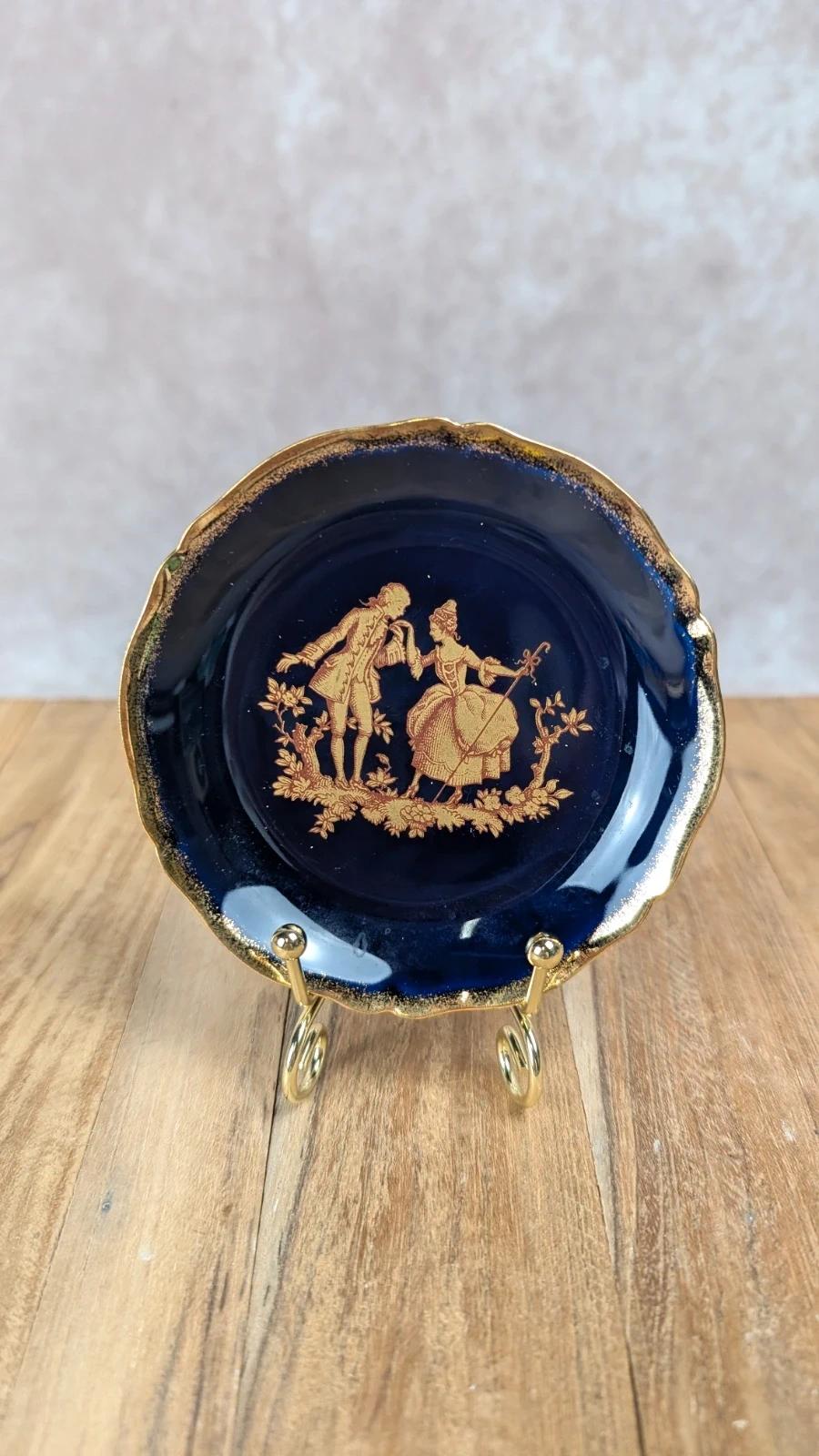Petite soucoupe décorative en porcelaine de Limoges 💙