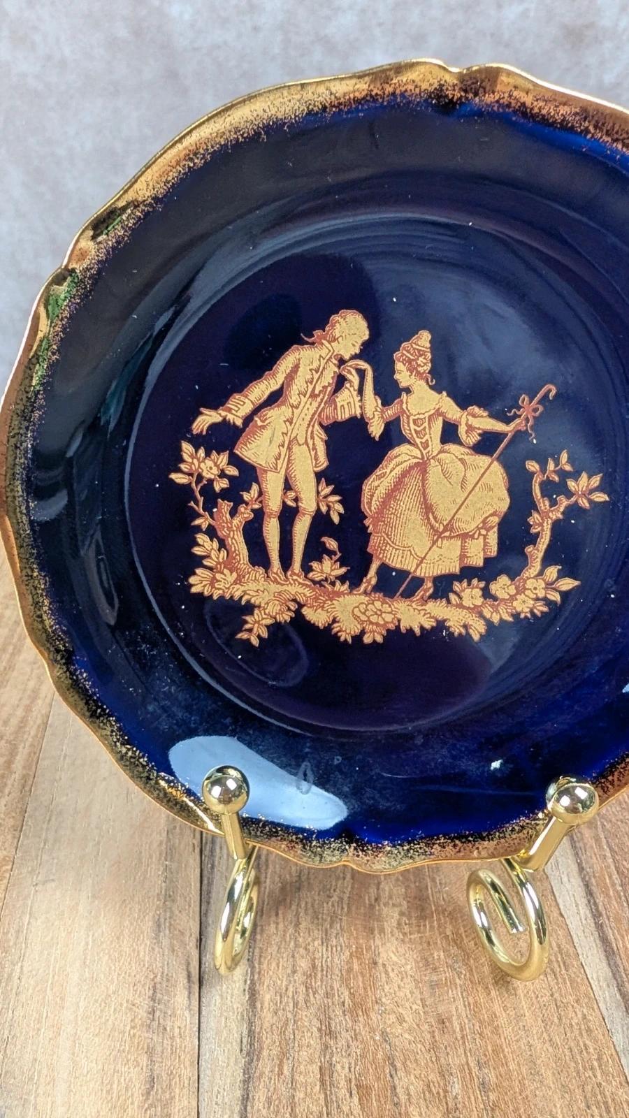 Petite soucoupe décorative en porcelaine de Limoges 💙