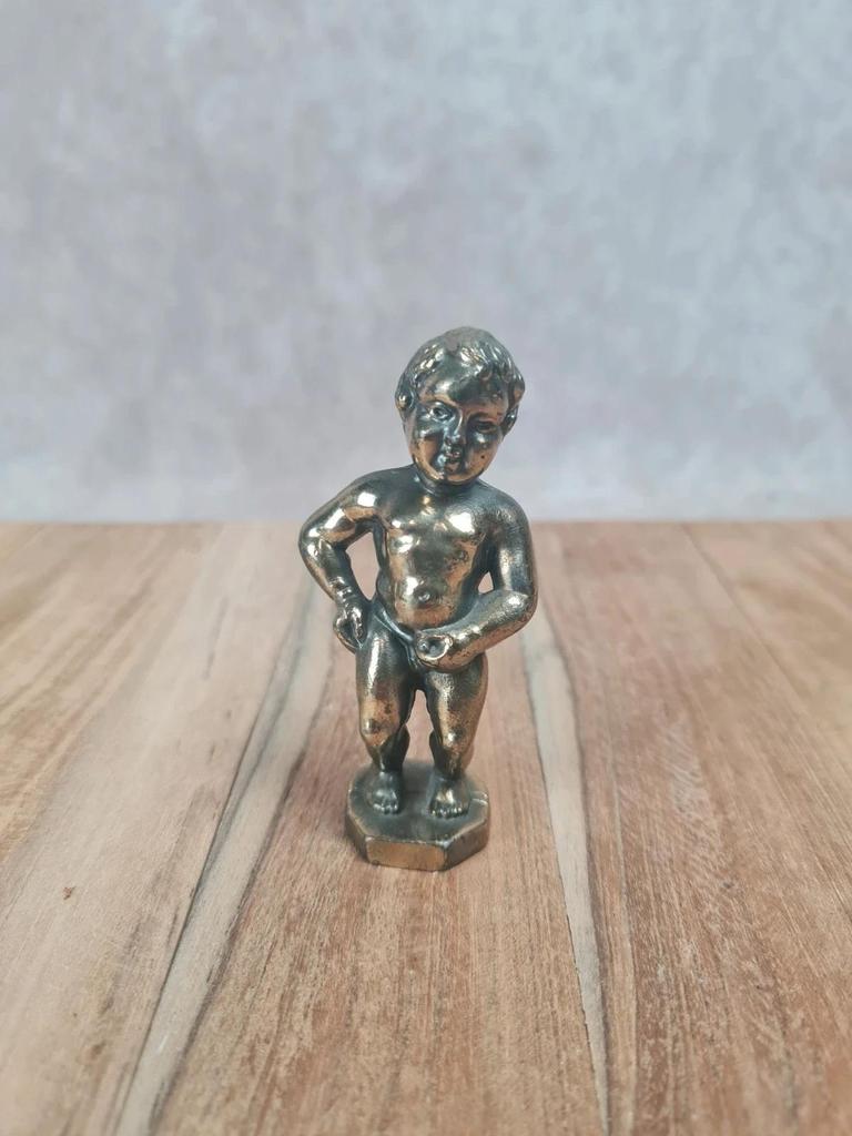 Petite statuette vintage du Manneken - pis