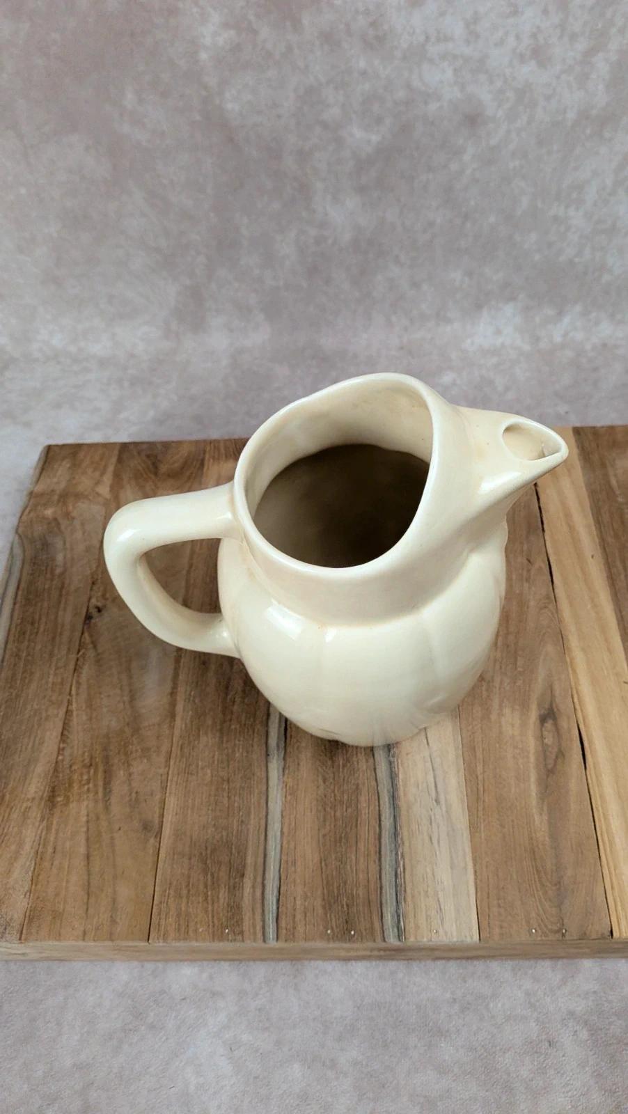 Pichet ancien en céramique Saint - uze – Art Déco