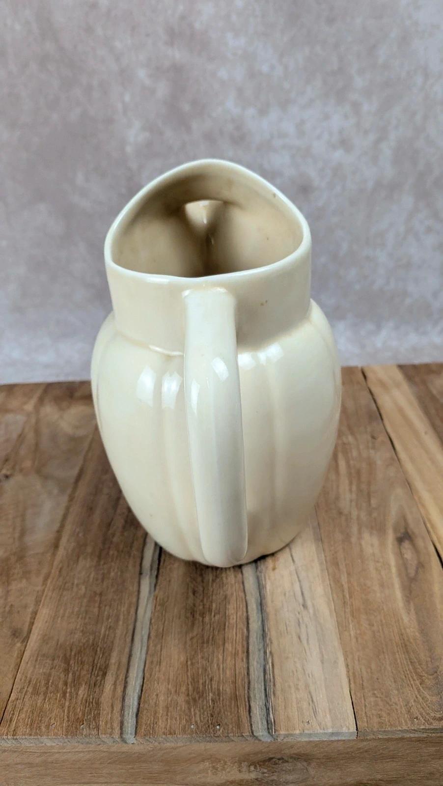 Pichet ancien en céramique Saint - uze – Art Déco