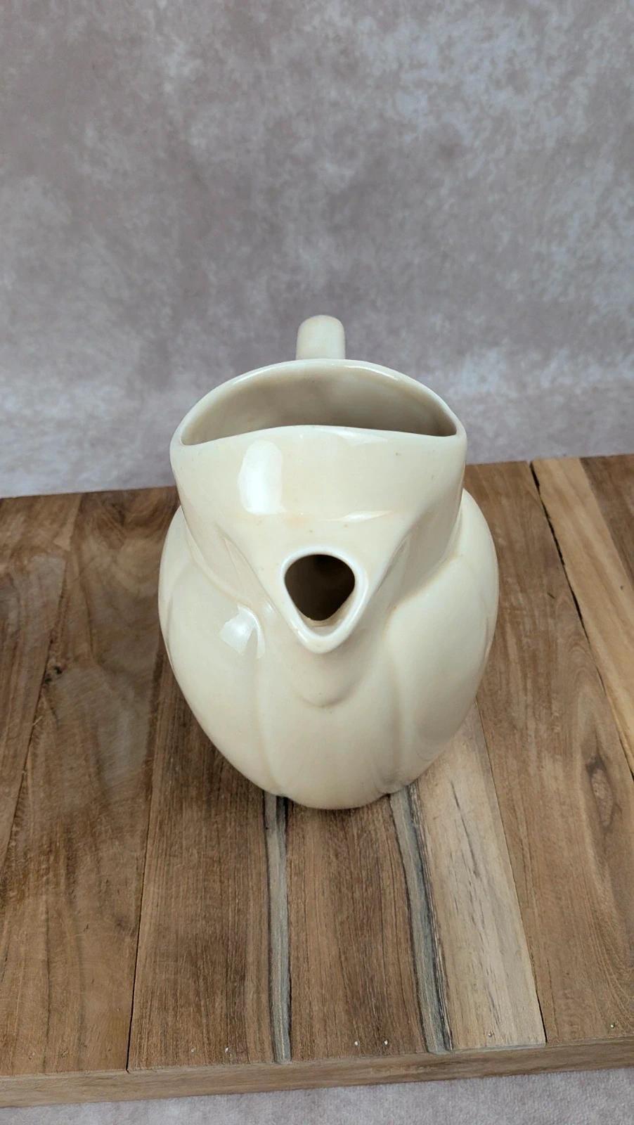 Pichet ancien en céramique Saint - uze – Art Déco