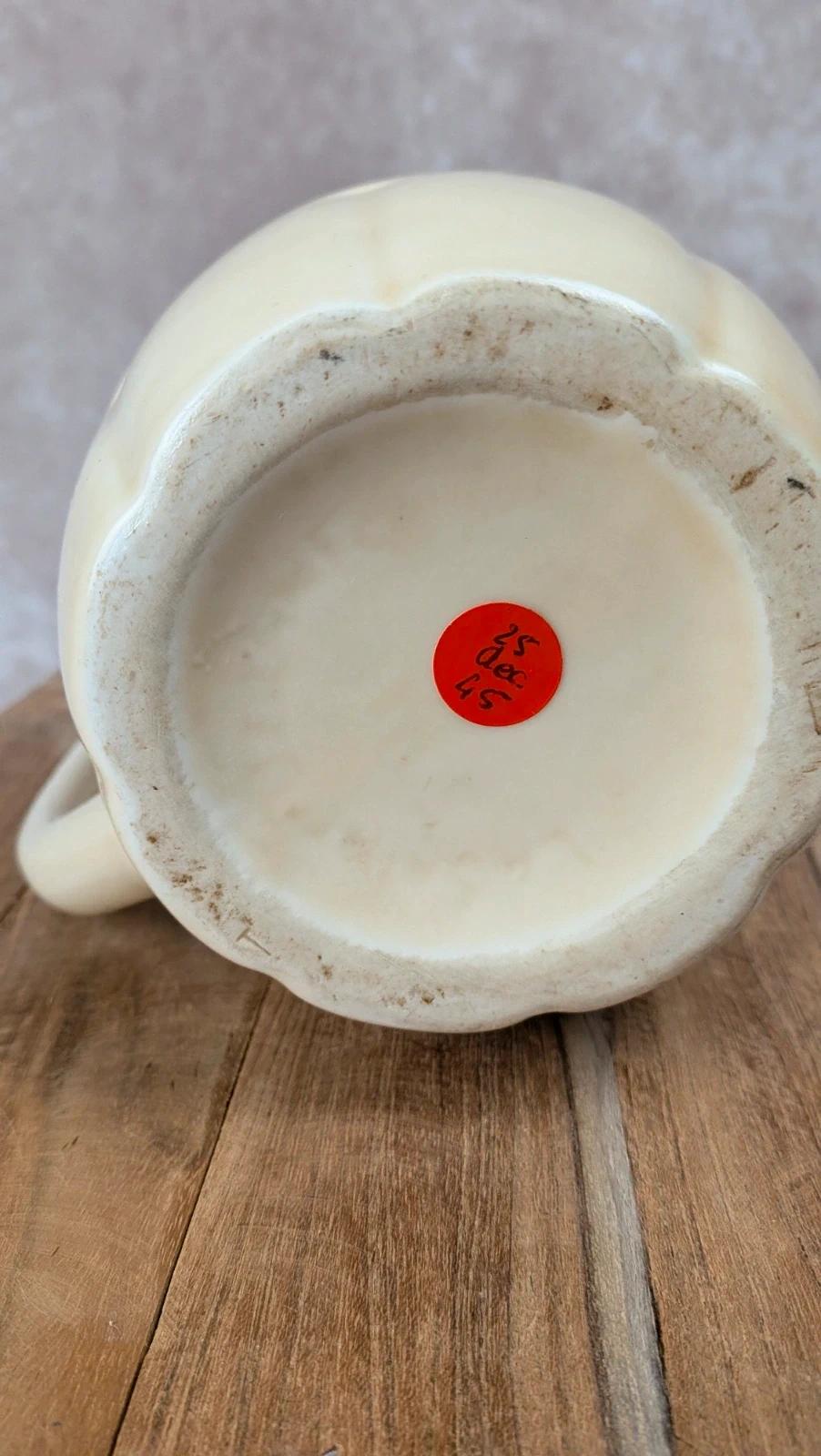 Pichet ancien en céramique Saint - uze – Art Déco