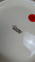 Plat ancien en porcelaine de Limoges – décor doré délicat