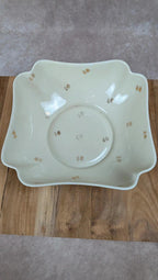 Plat ancien en porcelaine de Limoges – décor doré délicat