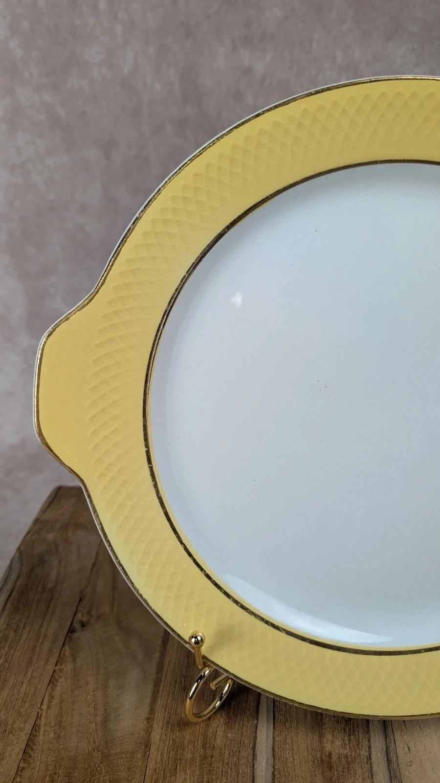 Plat ancien Moulin des Loups jaune et blanc doré