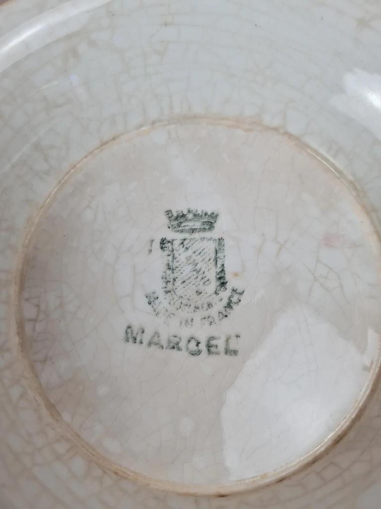 Plat ancien sur pied Saint - amand, modèle « Marcel »
