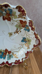 Plat décoratif ancien en porcelaine chinoise – dorures & décor polychrome