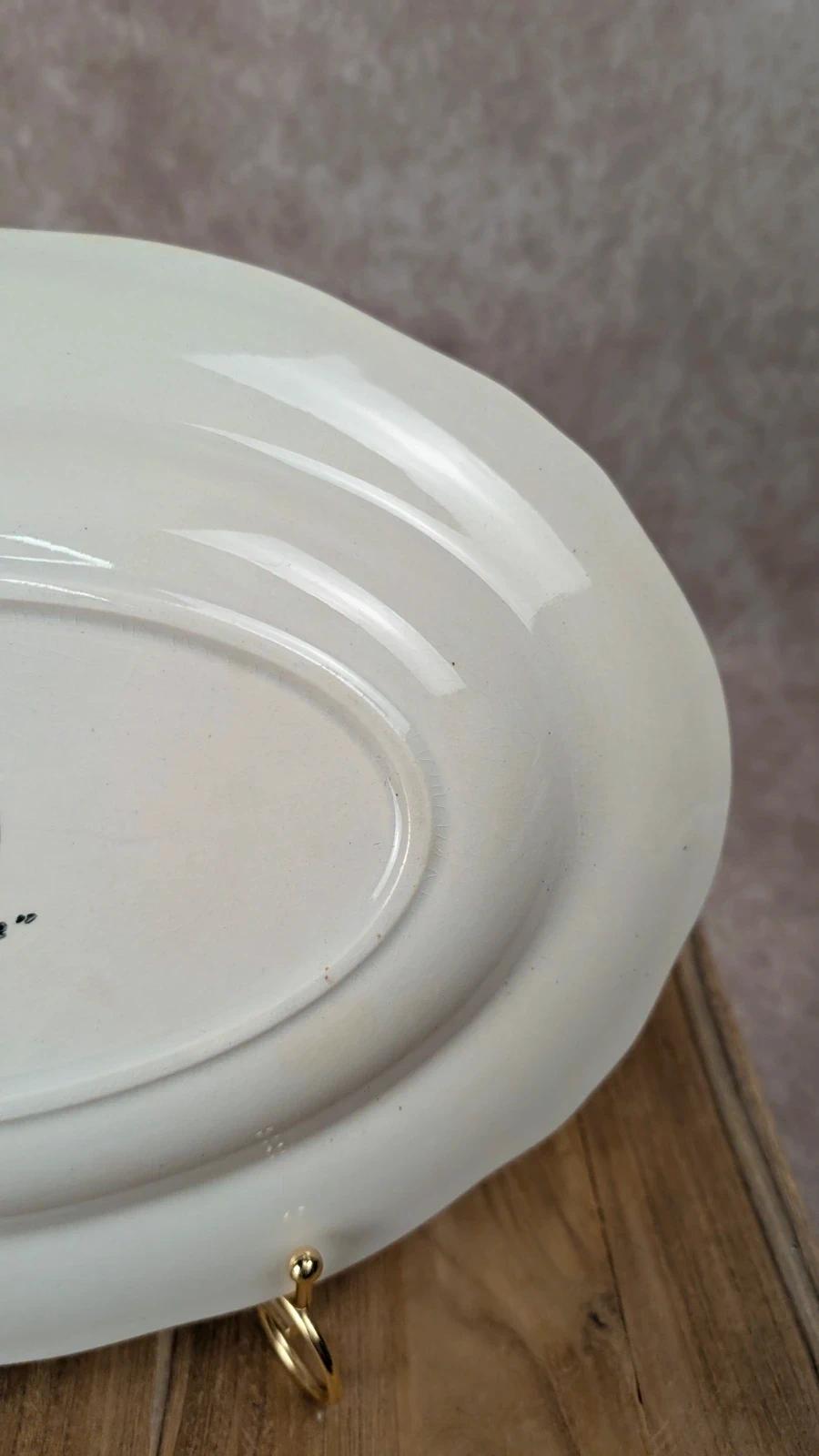 Plat ovale L’amandinoise, modèle Auvergne