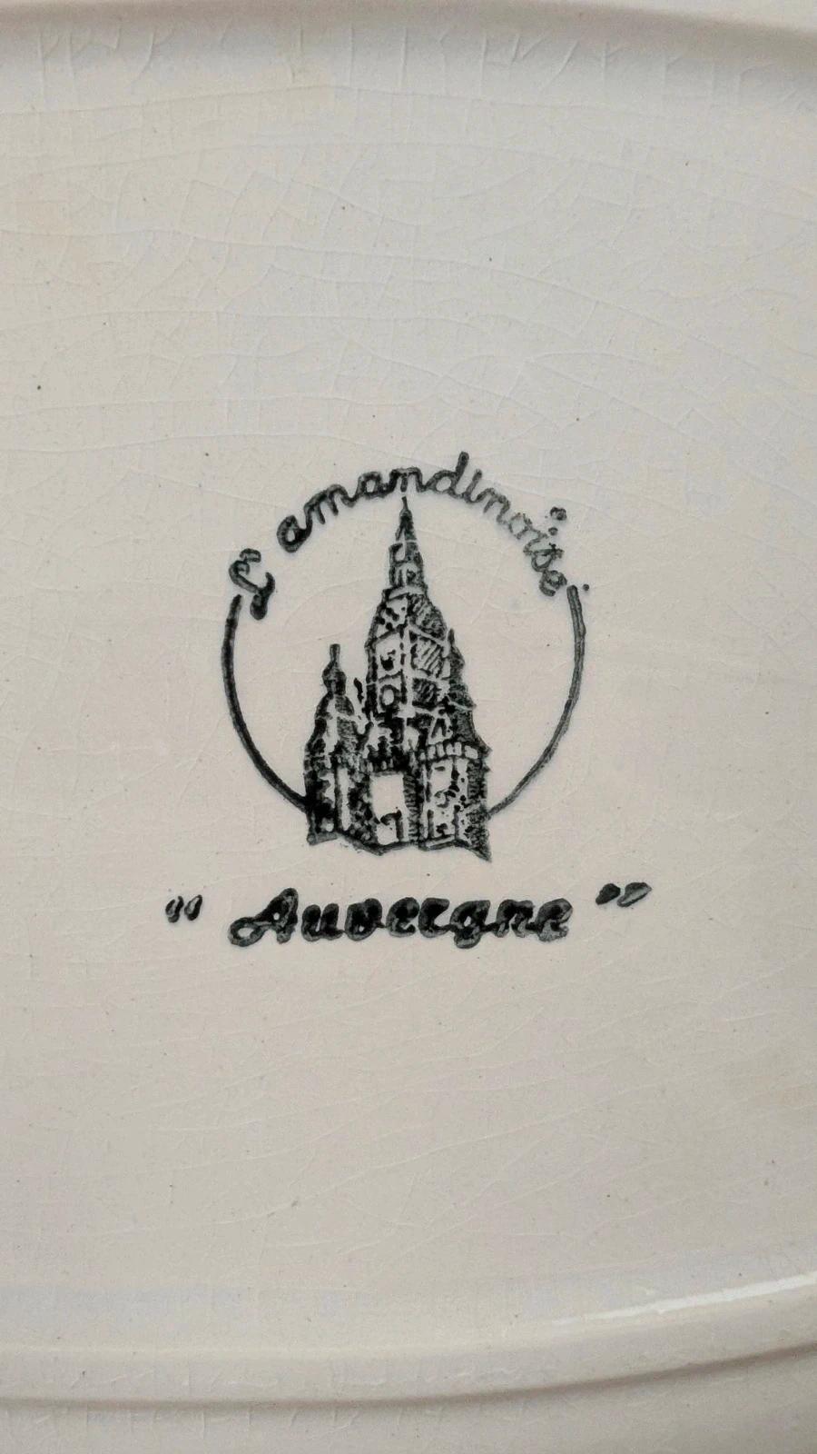 Plat ovale L’amandinoise, modèle Auvergne