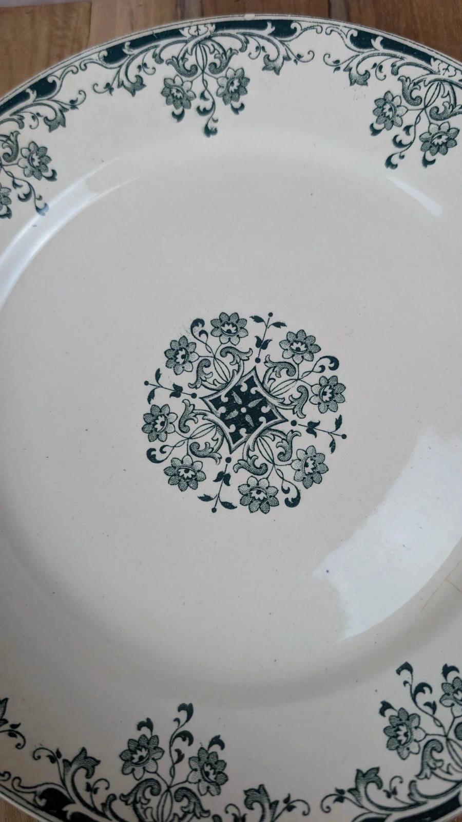 Plat sur pied Sarreguemines – modèle Mignon