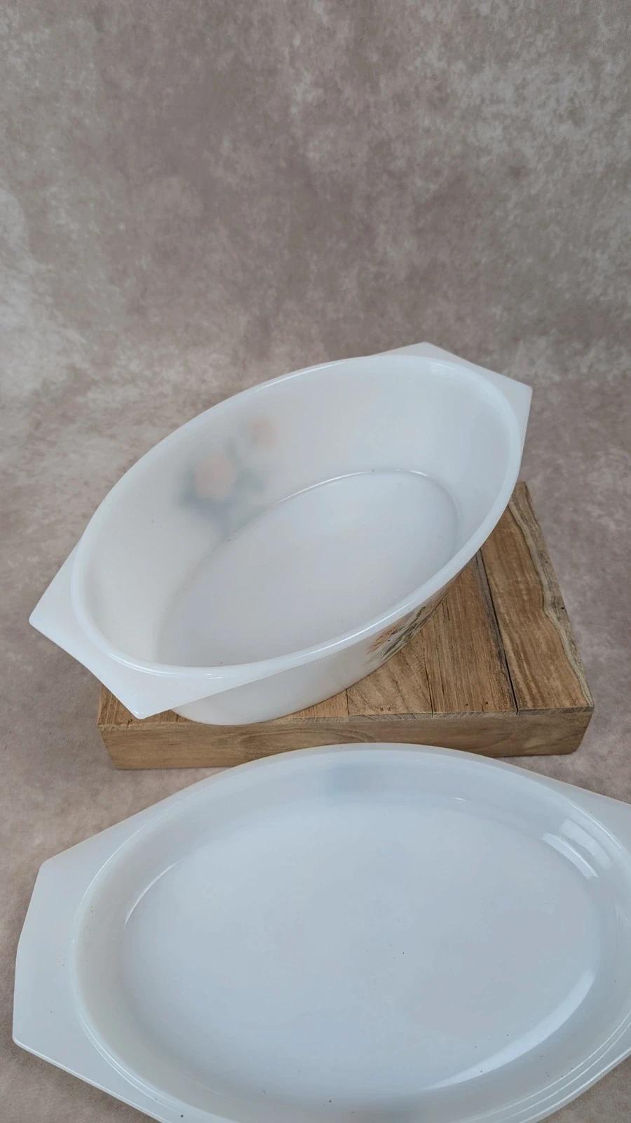 🌹 Plat vintage Arcopal avec couvercle – décor roses 🌹