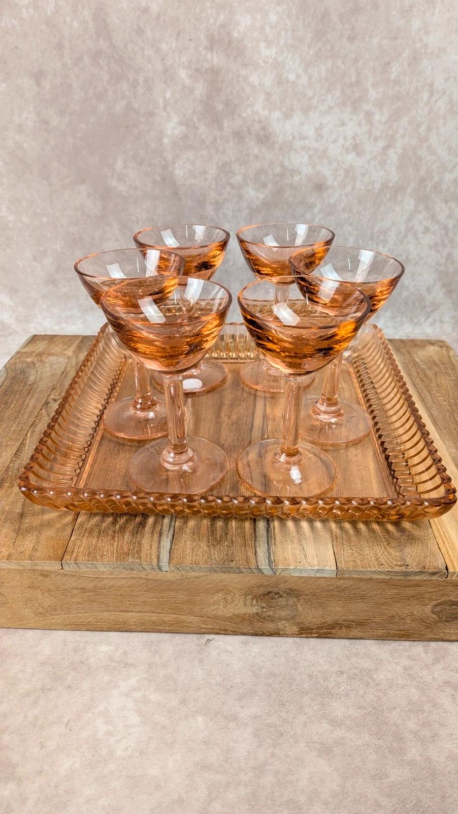 Plateau Portieux rose + 6 verres assortis