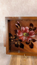 Plateau vintage peint main – signé Mim