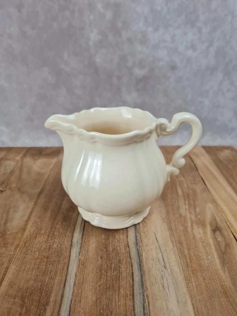 Pot à lait ancien Sarreguemines – Faïence crème