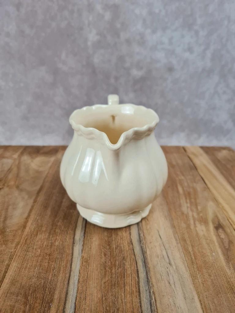 Pot à lait ancien Sarreguemines – Faïence crème