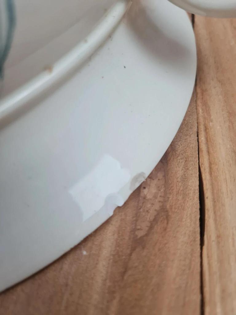 Pot ancien en terre de fer – Boulenger Choisy - le - roi – décor floral bleu « Nantais »