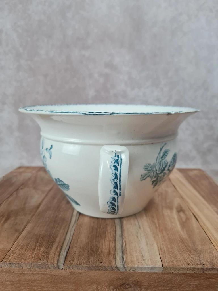 Pot ancien en terre de fer – Boulenger Choisy - le - roi – décor floral bleu « Nantais »