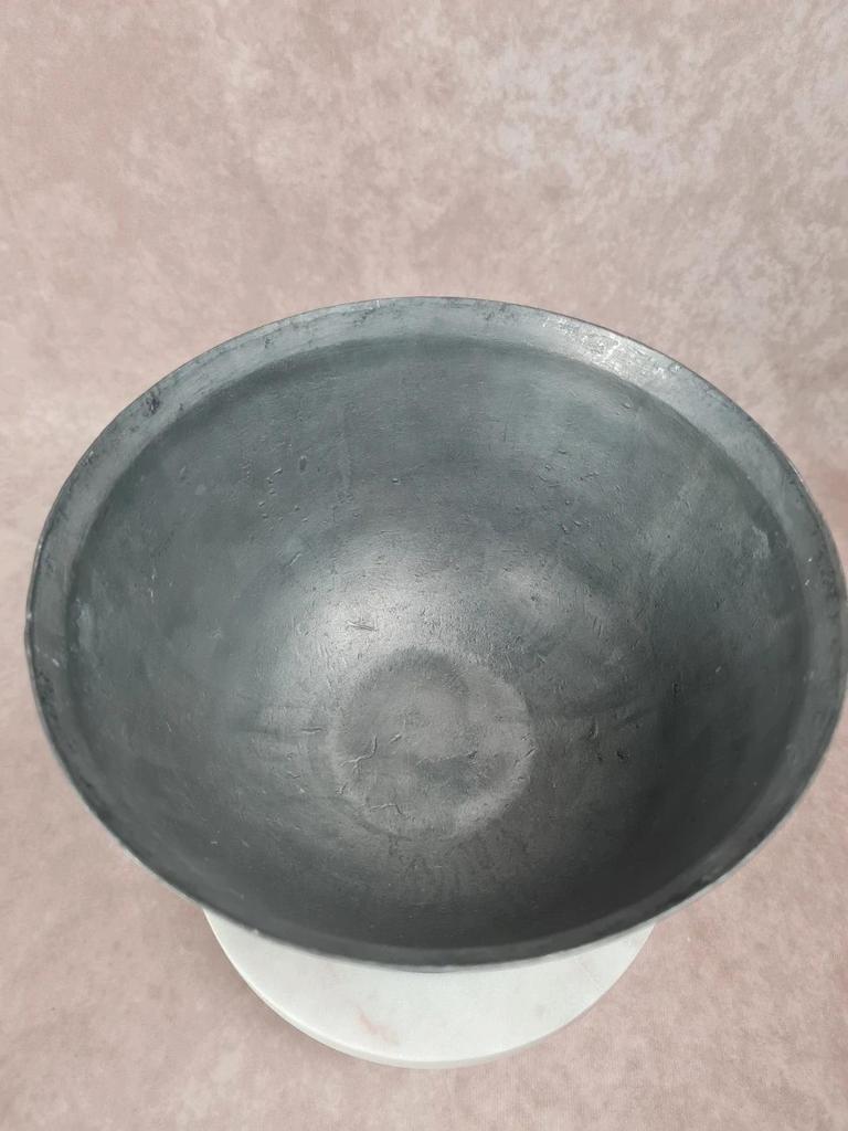 Pot couvert ancien en étain fin. Jurande de Lille Xviiiᵉ, Rare