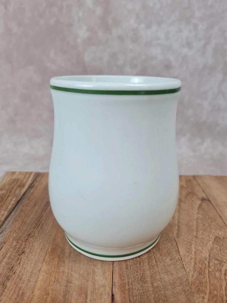 Pot en porcelaine de Limoges décor floral – Porcelaines d’art R.b.