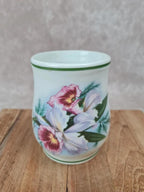 Pot en porcelaine de Limoges décor floral – Porcelaines d’art R.b.
